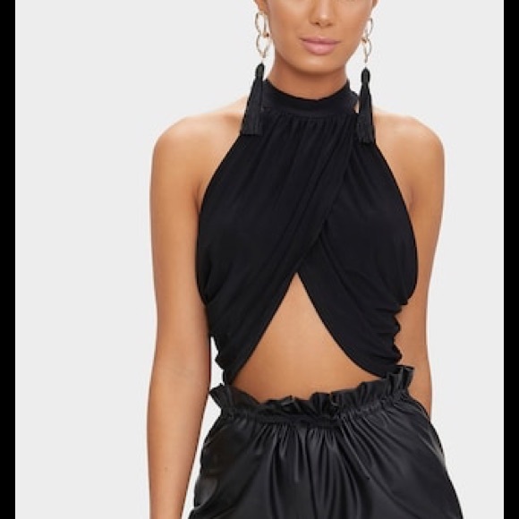 no Tops - Black Halter Loose Wrap Backless Crop Top